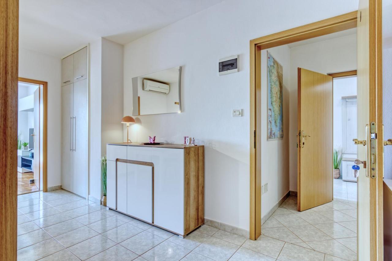 Apartments Birimac Pula Ngoại thất bức ảnh