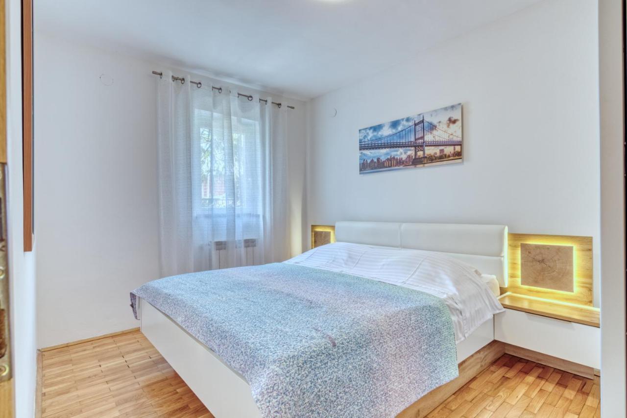 Apartments Birimac Pula Ngoại thất bức ảnh